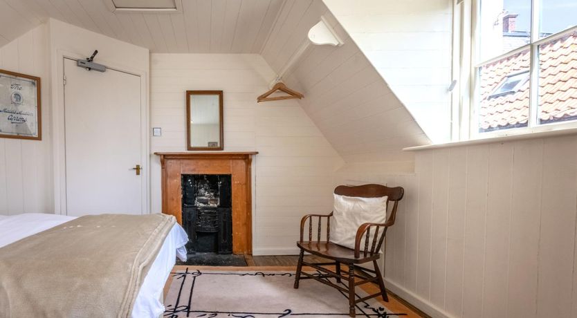 Photo of 2 Bed in Whitby