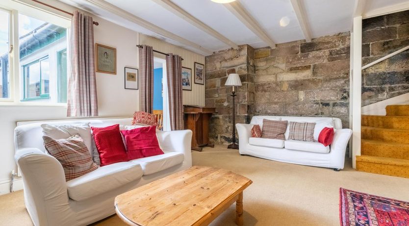 Photo of 2 Bed in Whitby