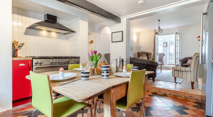 Photo of 6 Bed in Southwold