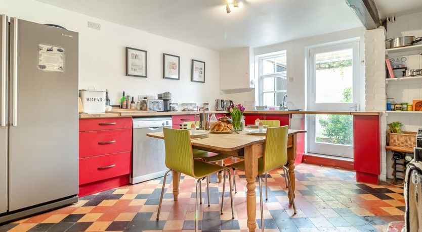 Photo of 6 Bed in Southwold