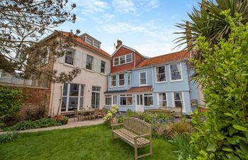 6 Bed in Southwold Holiday Home
