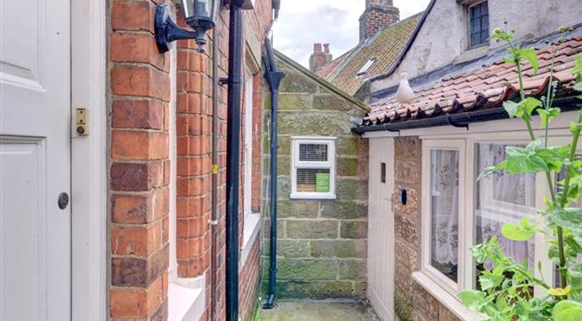 Photo of 2 Bed in Whitby