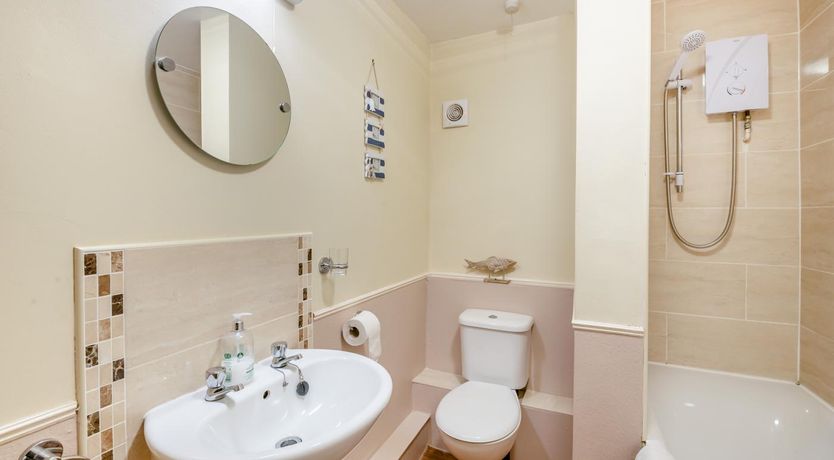 Photo of 2 Bed in Whitby