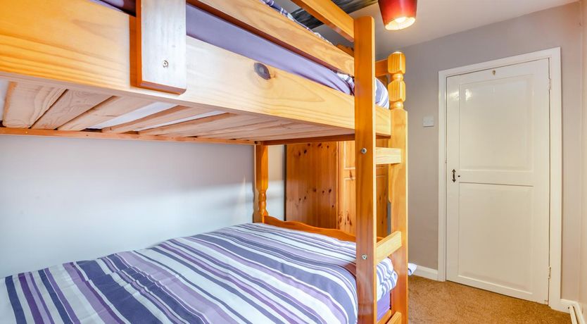 Photo of 2 Bed in Whitby