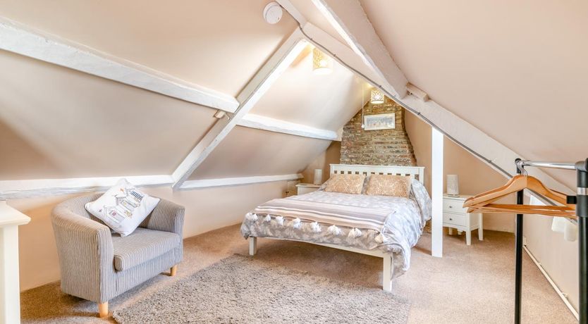 Photo of 2 Bed in Whitby