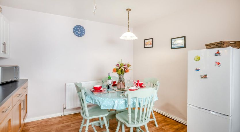 Photo of 2 Bed in Whitby