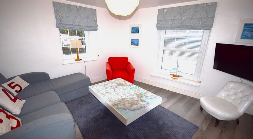 Photo of 2 Bed in Kingsbridge