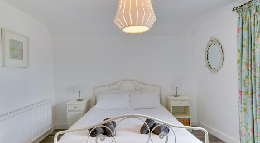 Photo of 2 Bed in Kingsbridge