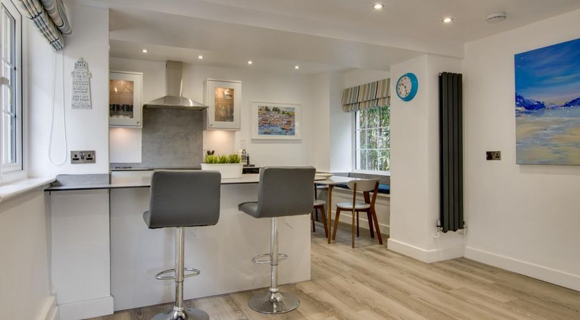 Photo of 2 Bed in Kingsbridge