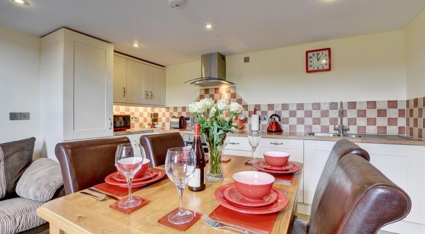 Photo of 2 Bed in Tiverton