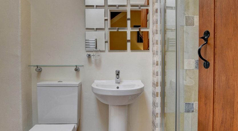 Photo of 2 Bed in Tiverton