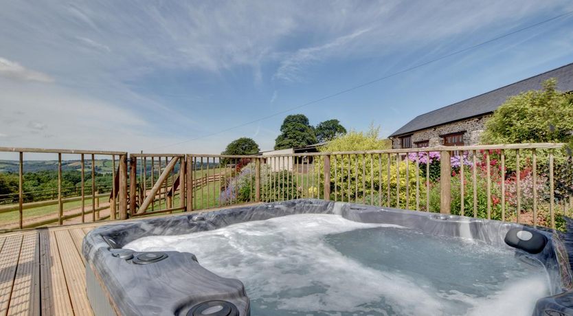 Photo of 2 Bed in Tiverton