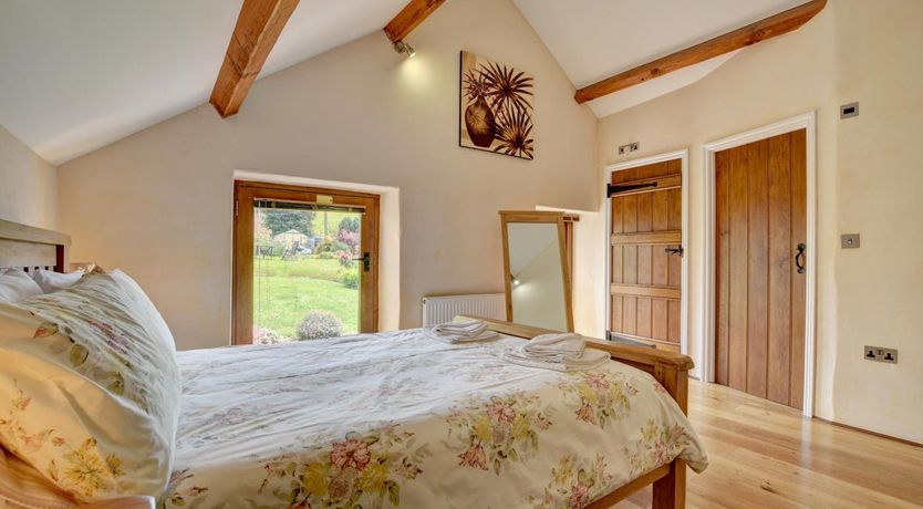 Photo of 2 Bed in Tiverton