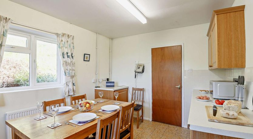 Photo of 3 Bed in Abergele