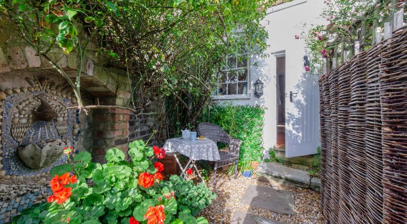 Photo of 2 Bed in Rye