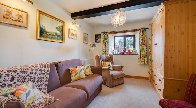 Photo of 3 Bed in Llanidloes