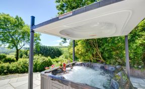 Photo of 3 Bed in Llanidloes