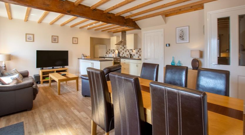 Photo of 2 Bed in Cowling