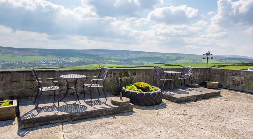 Photo of 2 Bed in Cowling