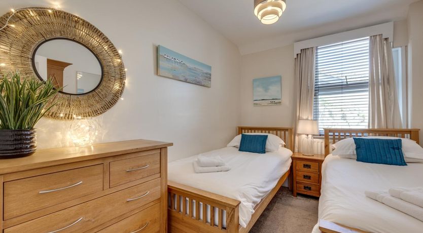 Photo of 3 Bed in Mortehoe