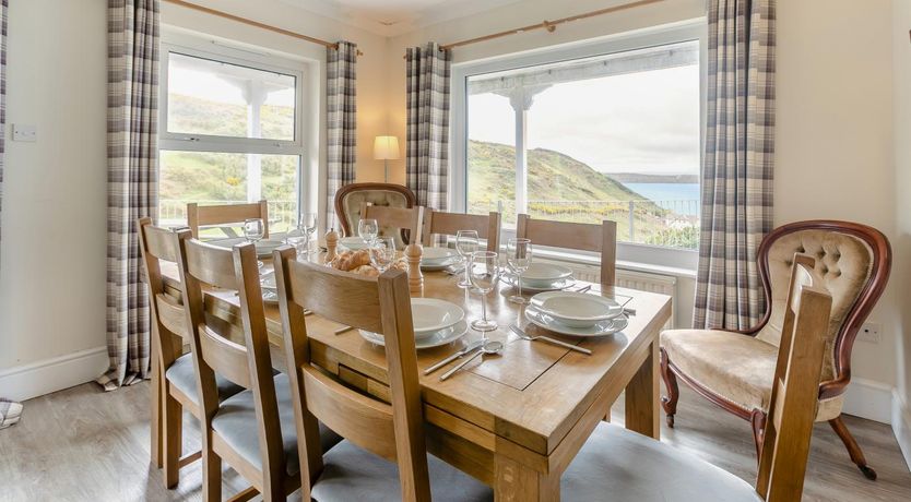 Photo of 3 Bed in Mortehoe