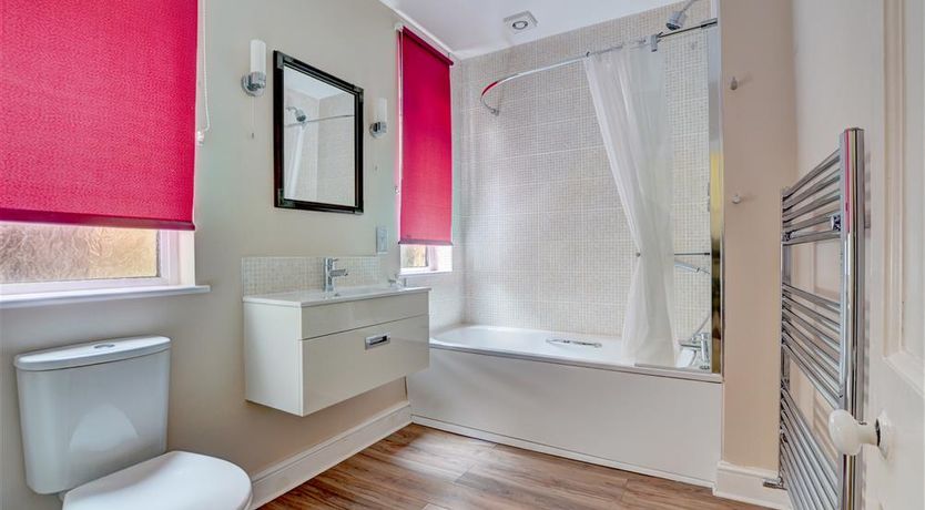 Photo of 3 Bed in Mortehoe