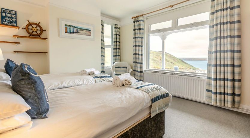 Photo of 3 Bed in Mortehoe