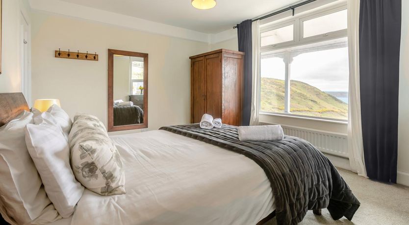 Photo of 3 Bed in Mortehoe