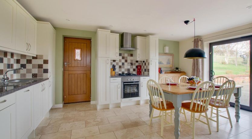 Photo of 2 Bed in Woodbridge