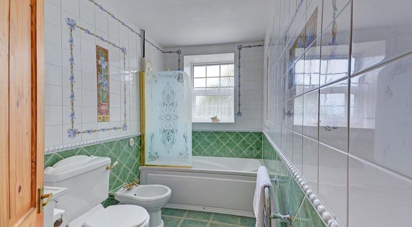 Photo of 2 Bed in Redruth
