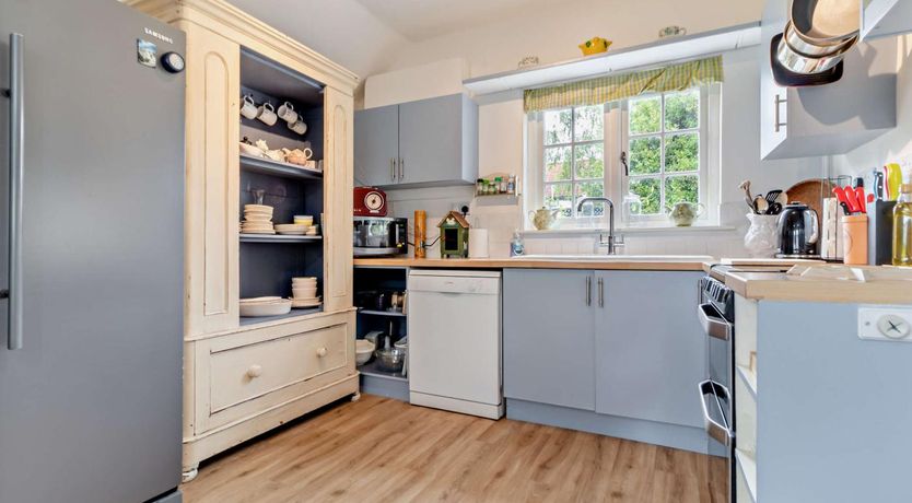 Photo of 2 Bed in Campsea Ashe