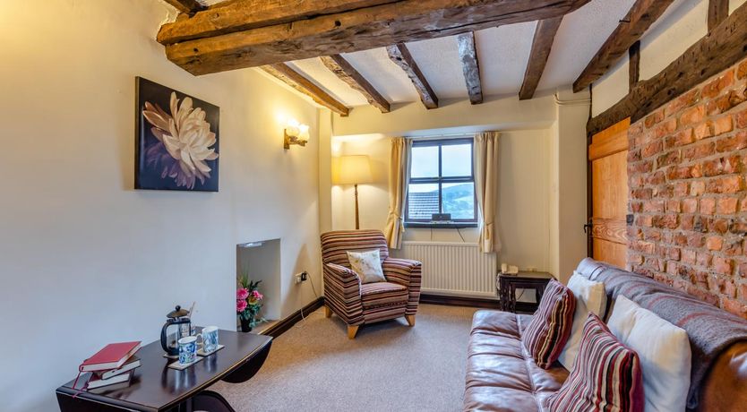 Photo of 3 Bed in Denbigh