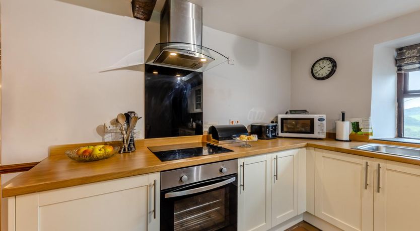 Photo of 3 Bed in Denbigh