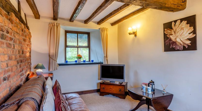 Photo of 3 Bed in Denbigh