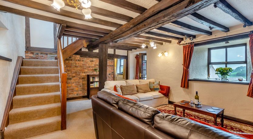 Photo of 3 Bed in Denbigh