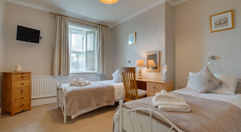 Photo of 2 Bed in Padstow
