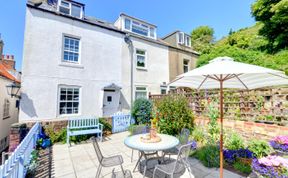 Photo of 2 Bed in Whitby