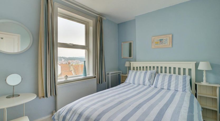Photo of 2 Bed in Whitby