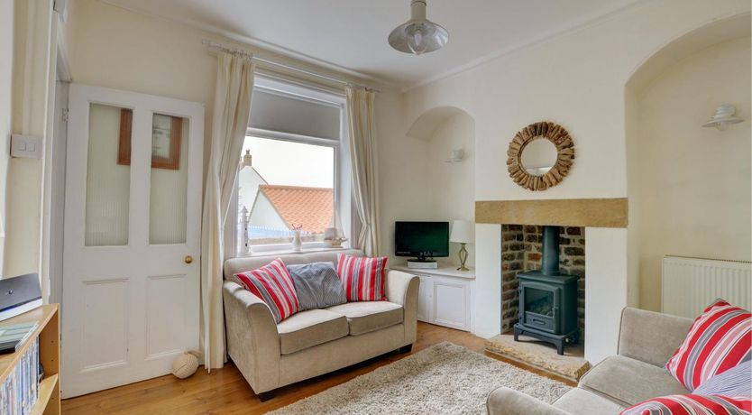 Photo of 2 Bed in Whitby