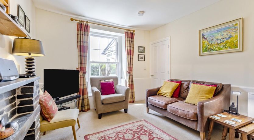 Photo of 3 Bed in Padstow