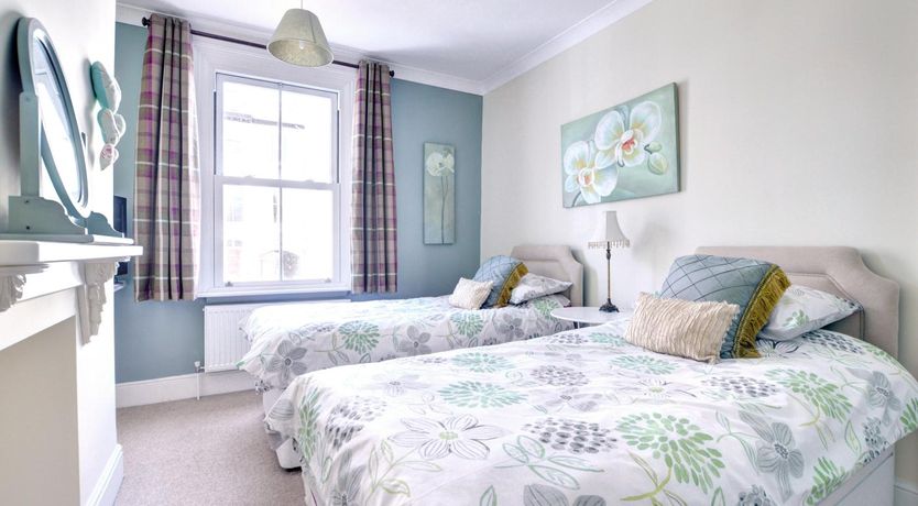 Photo of 4 Bed in Whitby