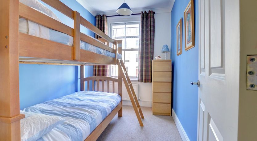 Photo of 4 Bed in Whitby