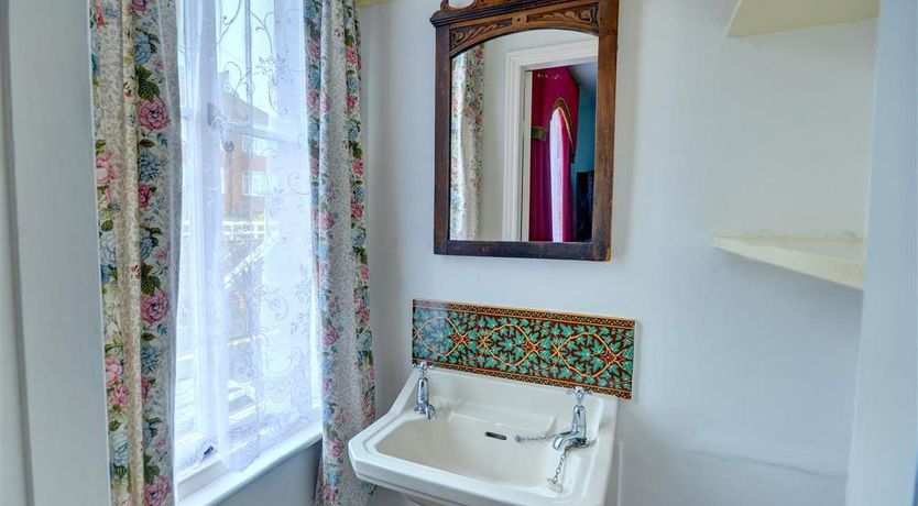 Photo of 3 Bed in Whitby