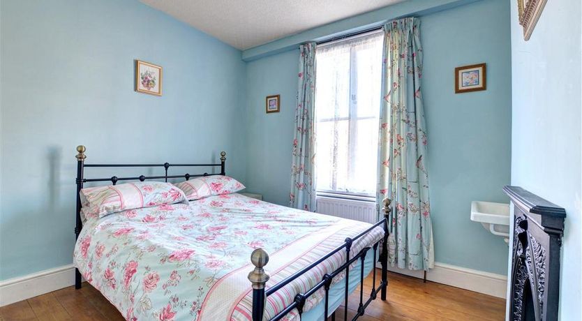 Photo of 3 Bed in Whitby