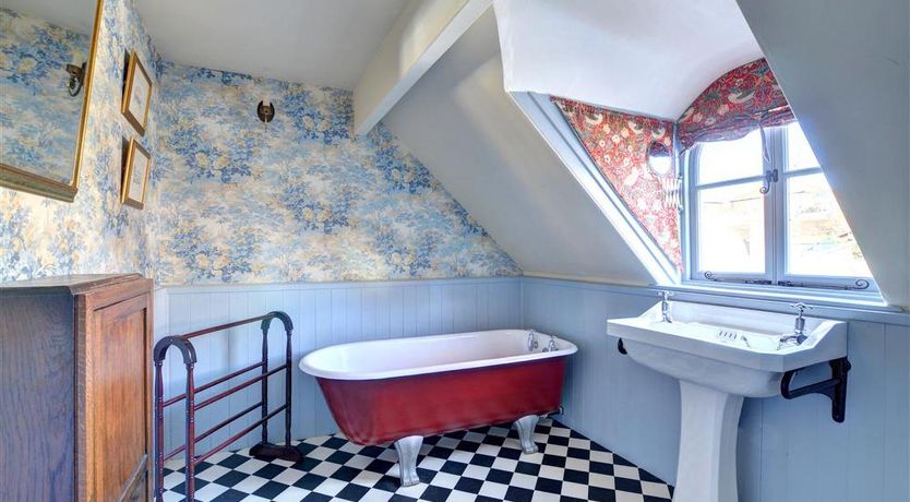 Photo of 3 Bed in Whitby