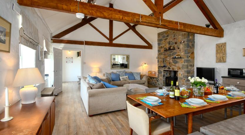 Photo of 4 Bed in Pwllheli