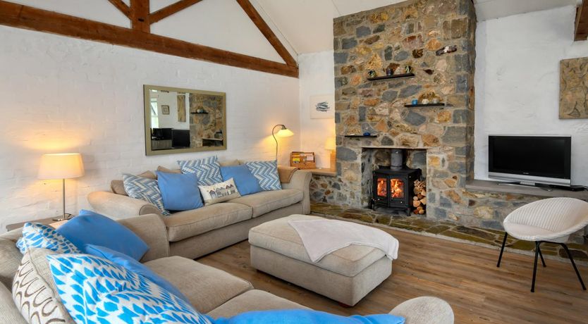 Photo of 4 Bed in Pwllheli
