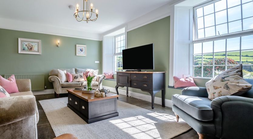 Photo of 4 Bed in Boscastle