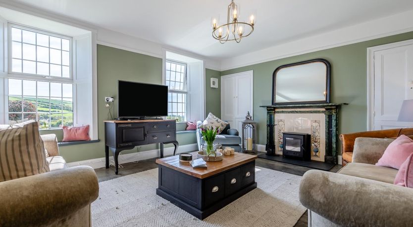 Photo of 4 Bed in Boscastle