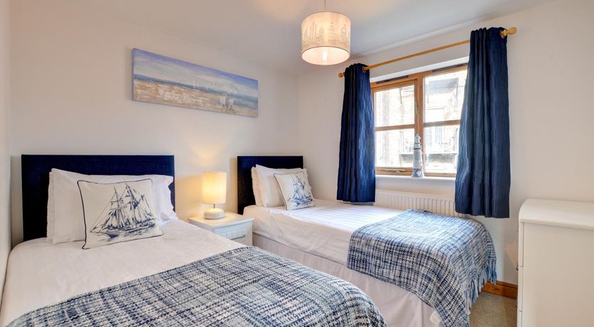 Photo of 3 Bed in Whitby